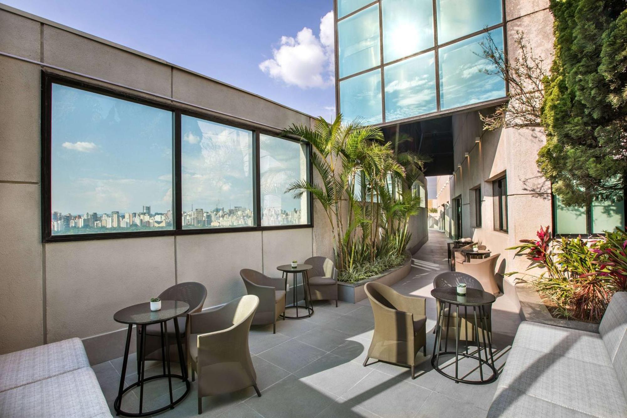 מלון סאו פאולו Melia Jardim Europa מראה חיצוני תמונה The rooftop lounge at the hotel